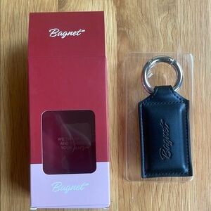 Bagnet Handbag/Purse Holder Accessory